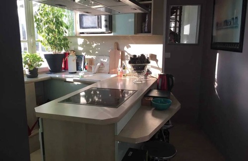Montparnasse Apartment | Homerez - Apt. Paris Eiffel Tower