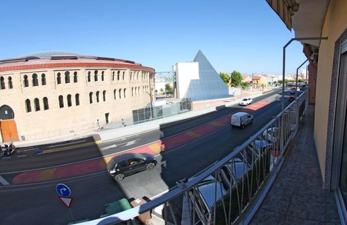 Villena Apartment | Homerez - Beautiful appartement for 6 ppl. with balcony at Villena