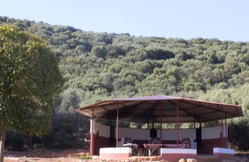 Estepa House | Homerez - Beautiful house for 3 ppl. with shared pool and terrace at Estepa