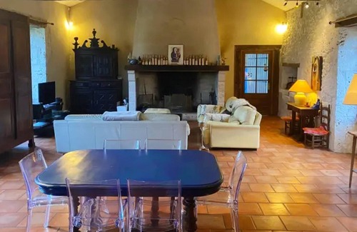 Fauroux Villa | Homerez - Big villa for 12 ppl. with swimming-pool and terrace at Fauroux