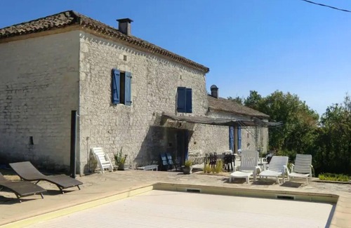 Fauroux Villa | Homerez - Big villa for 12 ppl. with swimming-pool and terrace at Fauroux