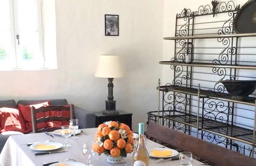 Cahors Villa | Homerez - Big villa for 12 ppl. with swimming-pool and terrace at Cahors