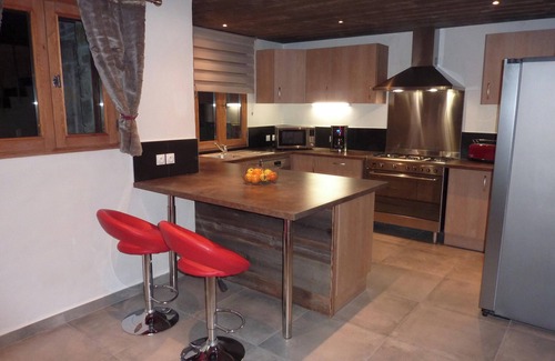 Champagny-en-Vanoise Ski Chalet | Homerez - Chalet in Champagny-en-Vanoise