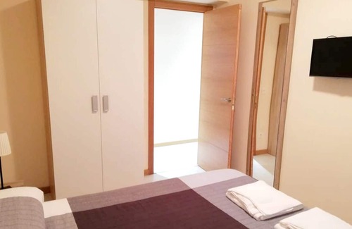 Centro y casco historico Apartment | Homerez - Charming apartment in Oviedo - 80 sqm - garden views