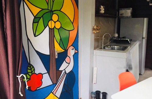 Albion Apartment | Homerez - Charming apartment in Albion with shared pool