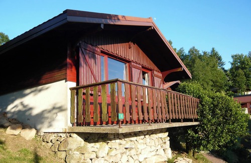 Le Tholy Ski Chalet | Homerez - Charming Chalet in Le Tholy with Shared Pool