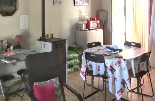 Vacheres House | Homerez - Charming house in Vachères with mountain view