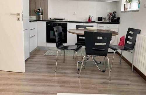 Nazare Apartment | Homerez - Comfortable apartment in Nazaré - 55 m² with private parking