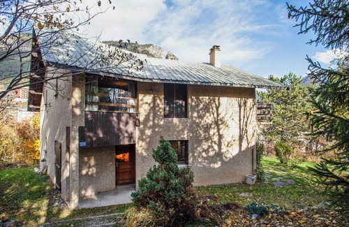 Briancon Ski Chalet | Homerez - Comfortable chalet in Briançon with mountain view