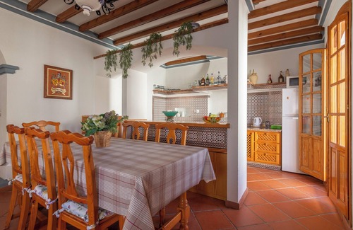 Ardales House | Homerez - Comfortable house in Ardales with fireplace