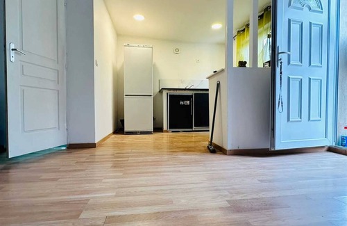 Clermont House | Homerez - Cozy house near Paris with terrace