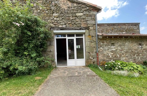Monts du Pilat House | Homerez - Family House in Colombier