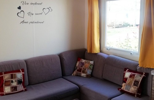 Onzain House | Homerez - Great bungalow for 4 people. with access to pool in Veuzain-sur-Loire