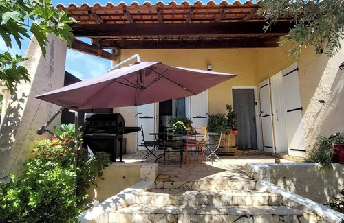 Autignac House | Homerez - House in Autignac, garden and mountain view