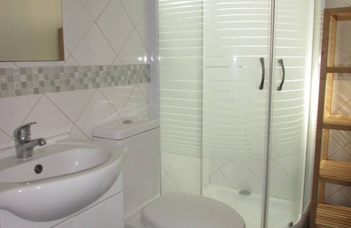 Faro House | Homerez - House in Faro w/Pool