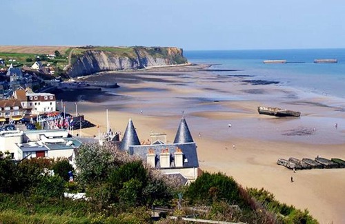 Saint-Come-de-Fresne House | Homerez - Nice house 1 km away from the beach for 4 ppl. at Saint-Côme-de-Fresné