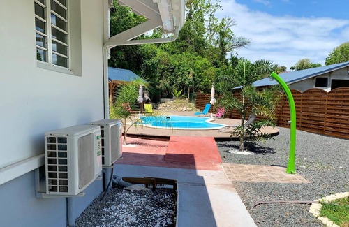 L'Houezel Apartment | Homerez - Nice appartement 2 km away from the beach for 4 ppl. with shared pool