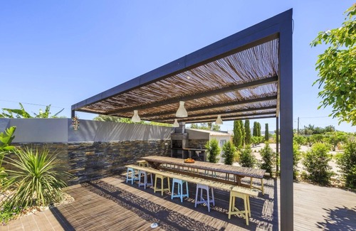 Olhao Apartment | Homerez - Nice appartement 3 km away from the beach for 2 ppl. with shared pool