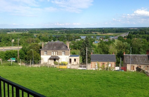 Blois Apartment | Homerez - Nice appartement for 4 ppl. with balcony at Blois