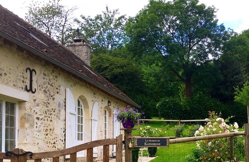 Colonard-Corubert House | Homerez - Nice property for 6 ppl. with terrace at Colonard-Corubert
