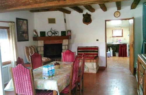 Loire - Vignobles et Nohain House | Homerez - Nice house for 2 ppl. at Saint-Père