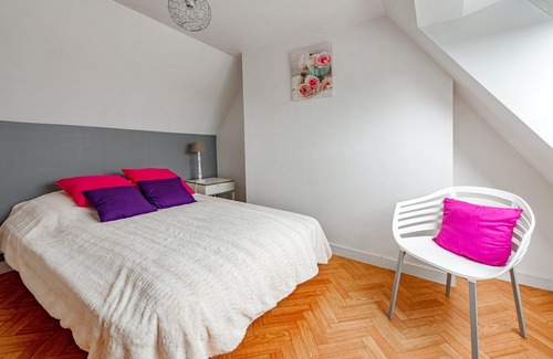 Guimaec House | Homerez - Rustic House in Guimaëc with Garden and View