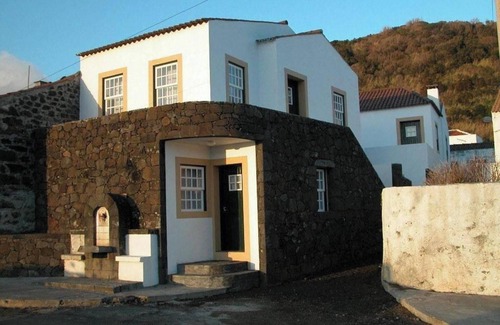 Lajes do Pico Apartment | Homerez - Sea View Apt in Lajes Do Pico