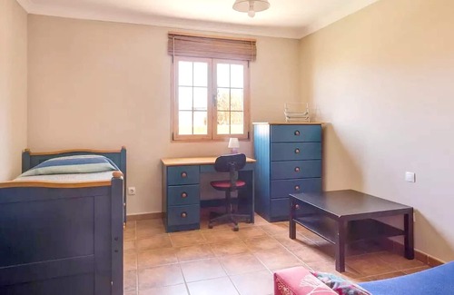 Casillas de Morales Villa | Homerez - Spacious villa 13 km away from the beach for 7 ppl. with swimming-pool