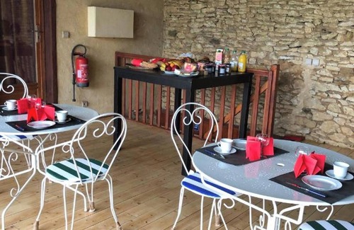 Proissans Villa | Homerez - Spacious villa in Proissans with private pool