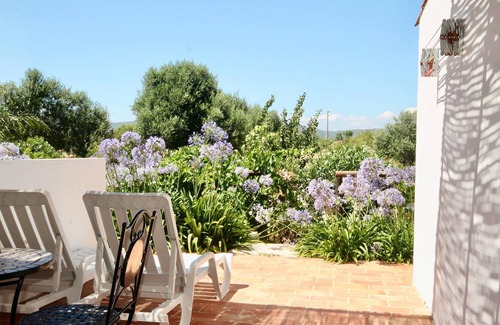 Faro Apartment | Homerez - Studio 6 km away from the beach for 3 ppl. with shared pool at Faro