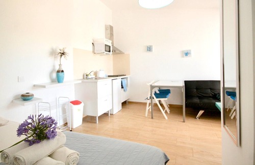 Faro Apartment | Homerez - Studio 6 km away from the beach for 3 ppl. with shared pool at Faro