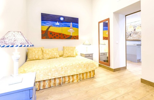 Olhao Villa | Homerez - Villa 4 km away from the beach for 6 ppl. with shared pool at Quelfes