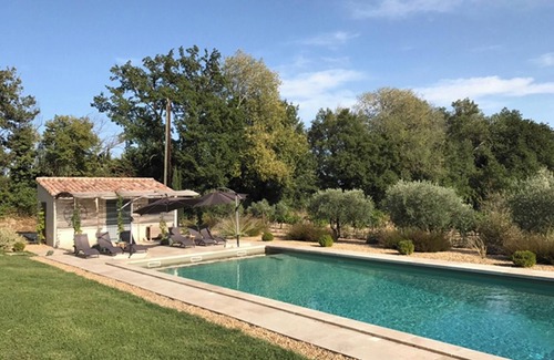 Beaumes-de-Venise Villa | Homerez - Villa with Pool Beaumes-de-Venise