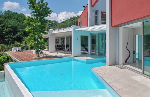 Saint-Desirat Villa | Homerez - Villa in Saint Désirat