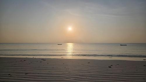 Manyimbo Apartment | Homes by Wan Opulent Beachfront Apartment