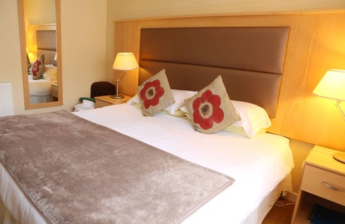 Portsoy Hotel | Homesly The Station Hotel
