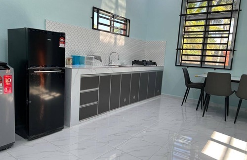 Selising House | Homestay Adilah D