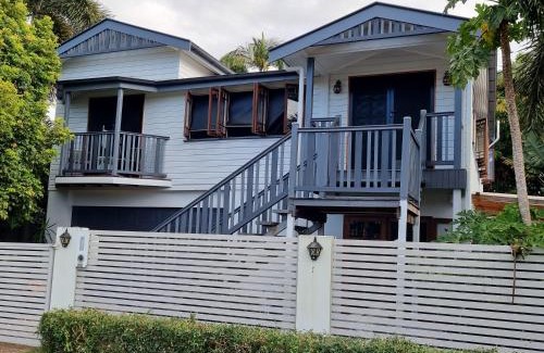 Parramatta Park House | Homestay at Julie's