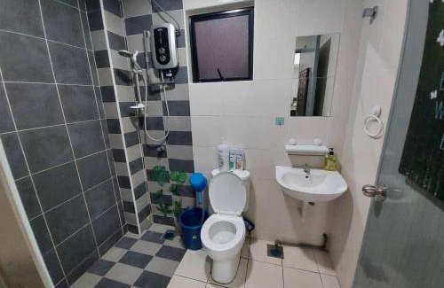 Kampung Kuala Pari Apartment | HOMESTAY COMFY CONDO with Waterpark, Pool, Playground & Gym