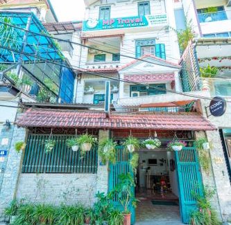 Long Bien Hotel | Homestay HaNoi Amazing
