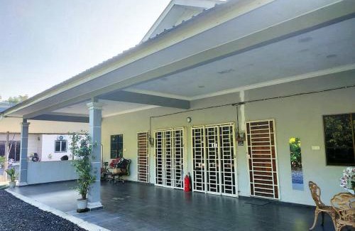 Kapar House | homestay juara meru setia alam klang