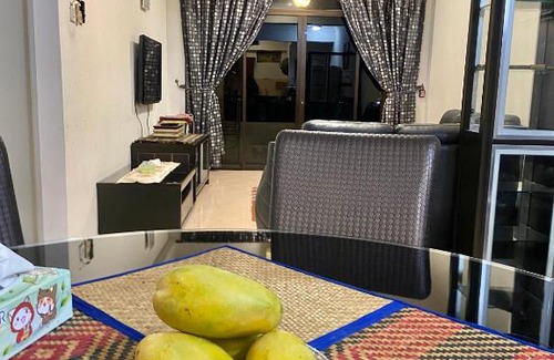 Lumut Apartment | Homestay Legacy Kamariah Ahmad,Lumut