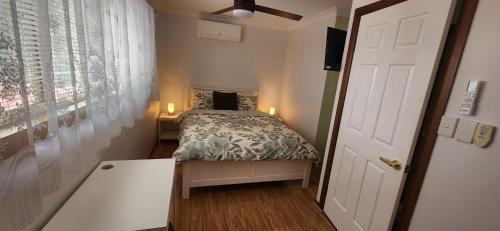 Oxenford House | Homestay on the hill 2