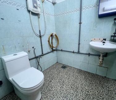 Puchong House | Homestay Rozimad Puchong