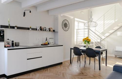 San Zeno Apartment | HomeThirtyFour