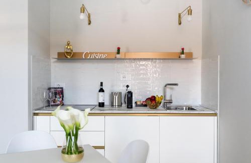 San Zeno Apartment | HomeThirtyFour