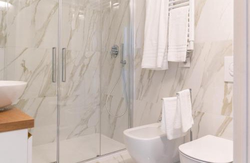 San Zeno Apartment | HomeThirtyFour