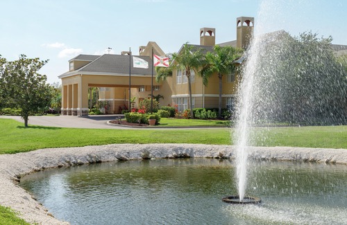 Feather Sound Hotel | Homewood Suites by Hilton St. Petersburg Clearwater