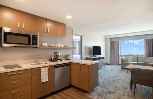 Downtown Toledo Hotel | Homewood Suites by Hilton Toledo Downtown