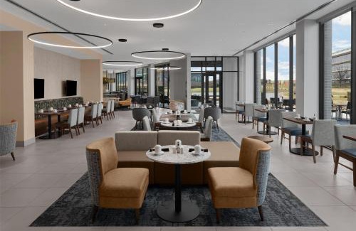South Arlington Hotel | Homewood Suites By Hilton Grand Prairie At EpicCentral